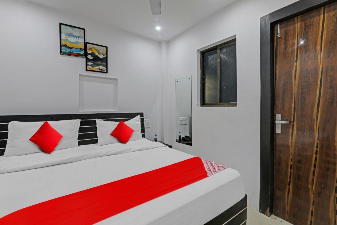 Oyo Flagship 81064 Chaudhary In Gorakhpur Exterior foto