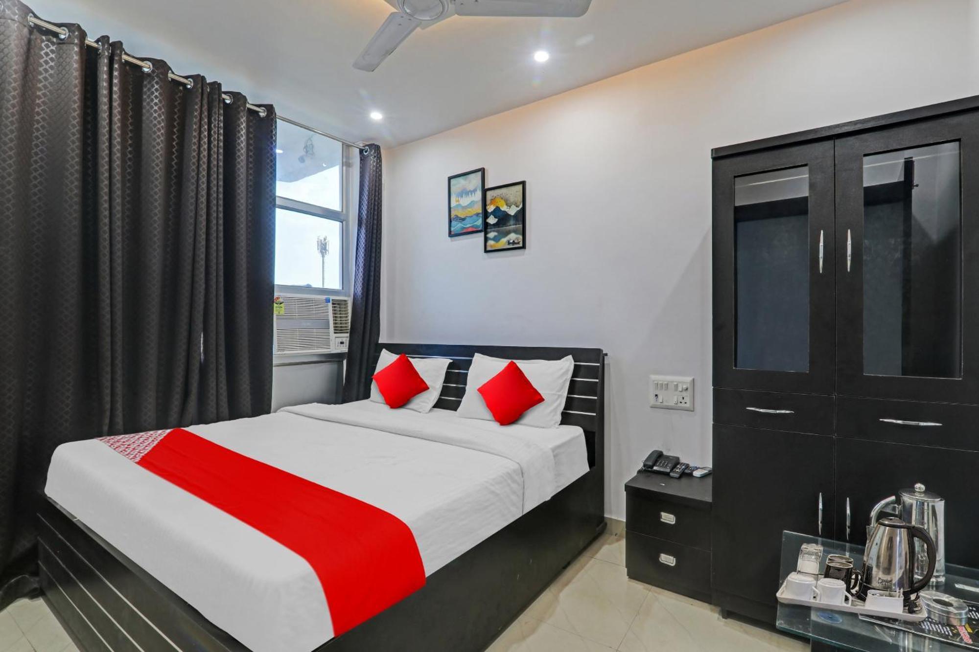 Oyo Flagship 81064 Chaudhary In Gorakhpur Exterior foto
